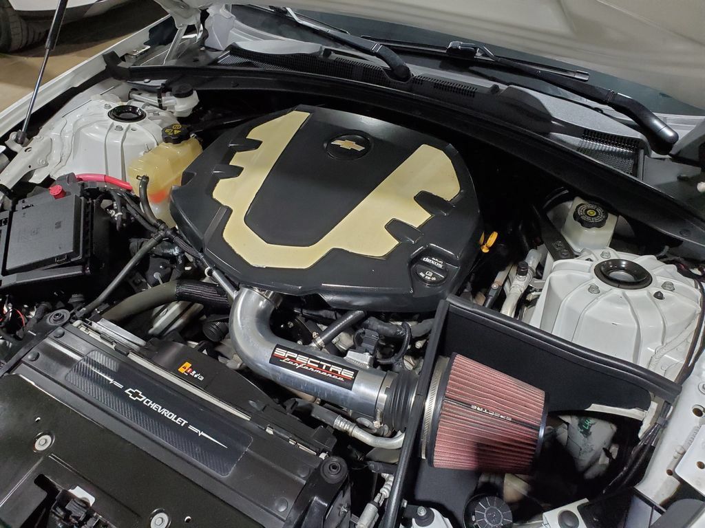 Used 2016 Chevrolet Camaro LT RWD image 36