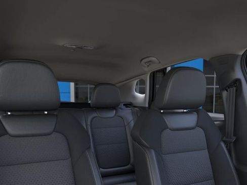 New 2026 Chevrolet Trax LT w/ Driver Confidence Package FWD image 24