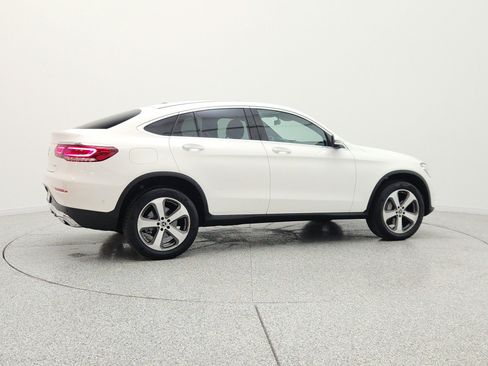 Used 2022 Mercedes-Benz GLC 300 4MATIC Coupe image 5