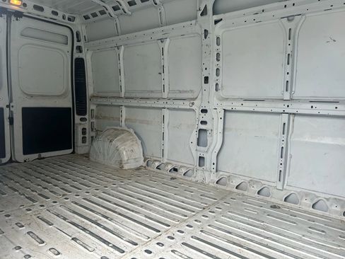 Used 2023 RAM ProMaster 2500 image 5