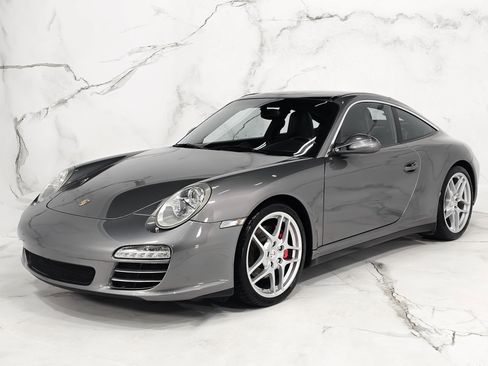 Used 2011 Porsche 911 Targa 4S image 7