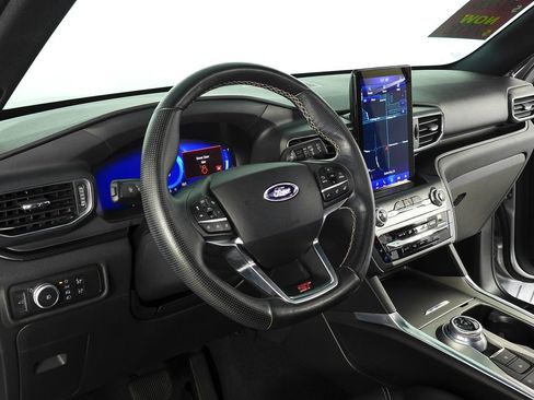 Used 2020 Ford Explorer ST w/ Premium Technology Package image 31