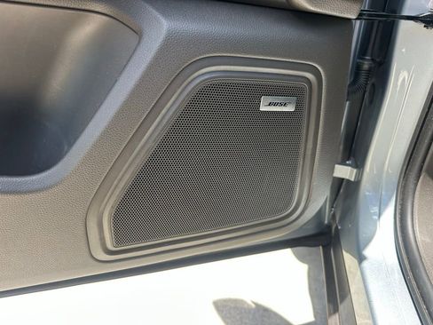 Certified 2023 Porsche Macan AWD/4WD image 19