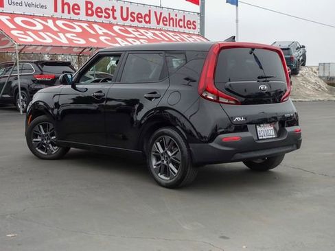 Used 2020 Kia Soul EX image 9