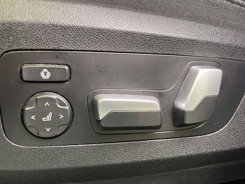 Used 2024 BMW X5 xDrive40i w/ Premium Package AWD/4WD image 15