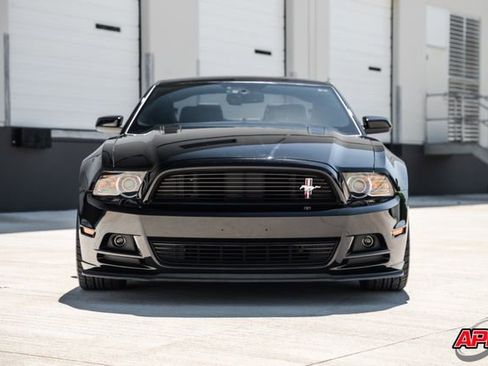 Used 2013 Ford Mustang GT Premium RWD image 16