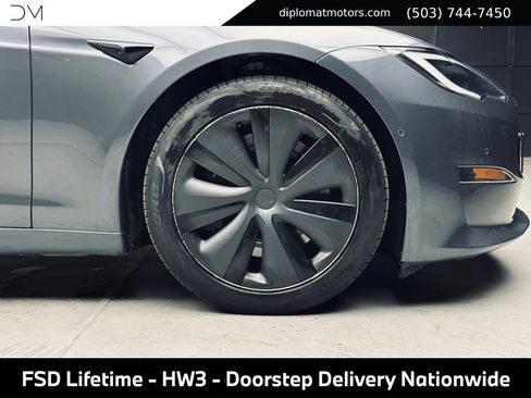Used 2022 Tesla Model S AWD/4WD image 38