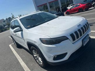 Used 2019 Jeep Cherokee Latitude w/ Popular Appearance Group AWD/4WD video 1