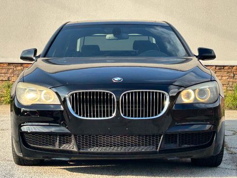 Used 2011 BMW 750Li image 4