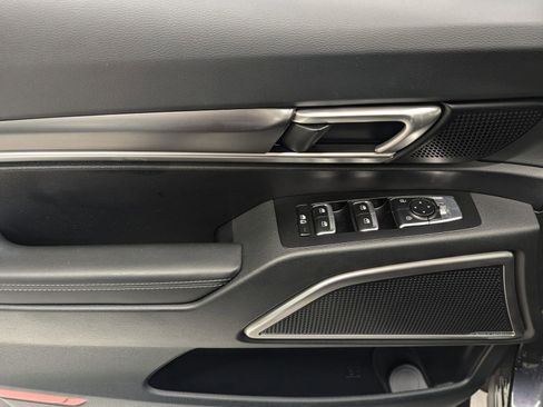 Used 2025 Kia Telluride S image 10