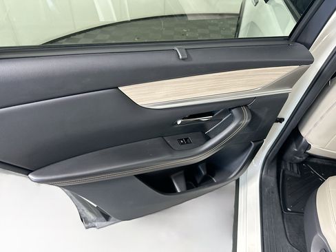 Used 2024 MAZDA CX-90 Plug-In Hybrid w/ Preferred AWD/4WD image 27