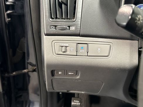 Used 2012 Hyundai Sonata GLS w/ Popular Equipment Pkg FWD image 17
