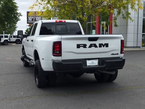 New 2026 RAM 3500 Tradesman AWD/4WD image 7