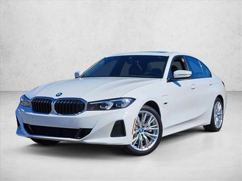 Certified 2023 BMW 330e w/ Premium Package image 1