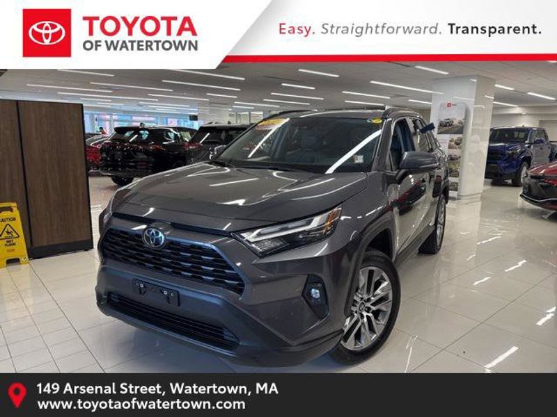 Certified 2022 Toyota RAV4 XLE Premium image 1