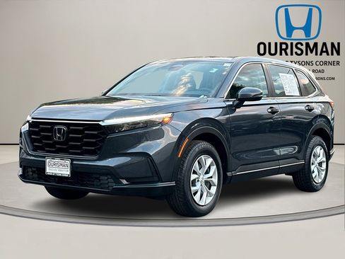 Used 2023 Honda CR-V LX image 2