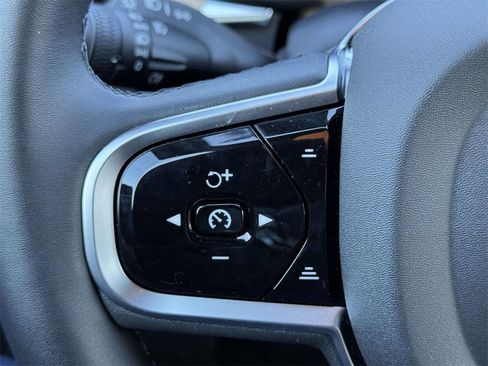 Certified 2026 Volvo XC60 B5 Plus w/ Climate Package image 20