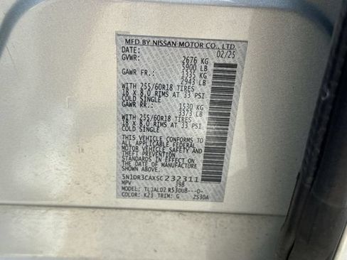 Used 2025 Nissan Pathfinder SL FWD image 33
