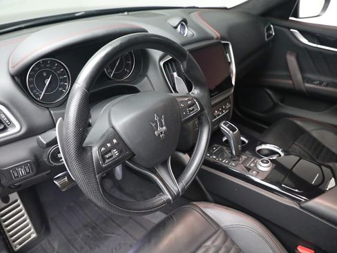 Certified 2023 Maserati Ghibli Modena Q4 AWD/4WD image 22