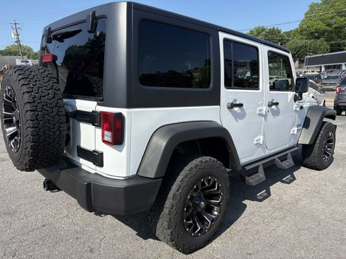 Used 2017 Jeep Wrangler Unlimited Sport w/ Quick Order Package 24S AWD/4WD image 6