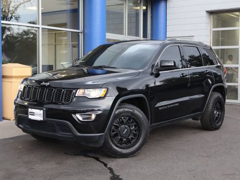 Used 2018 Jeep Grand Cherokee Laredo AWD/4WD image 1