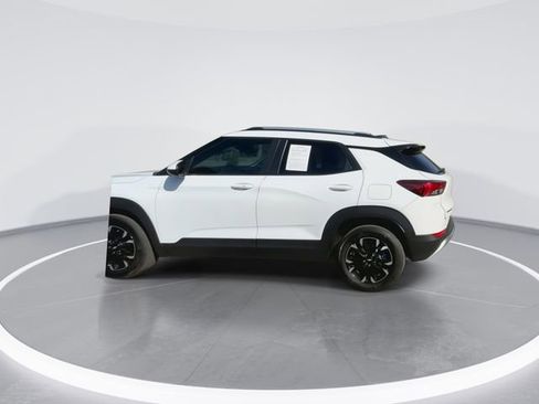 Used 2023 Chevrolet TrailBlazer LT FWD image 8