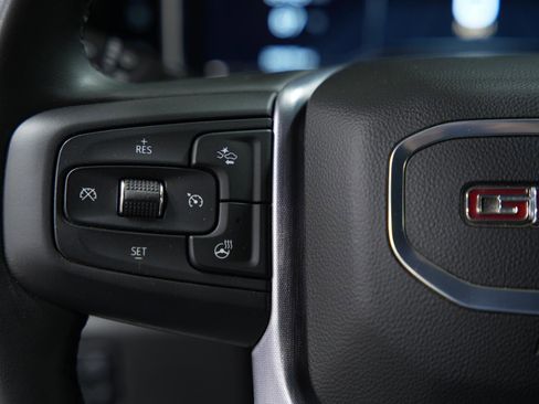 Used 2025 GMC Sierra 1500 SLT image 30