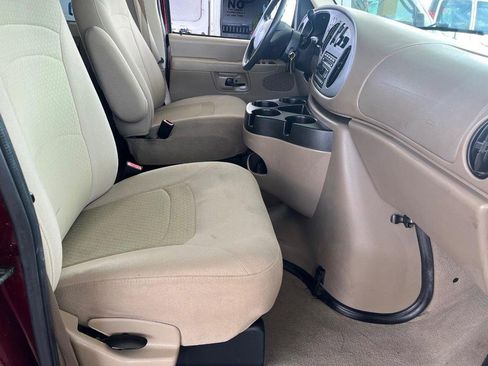 Used 2008 Ford E-350 and Econoline 350 XLT image 9
