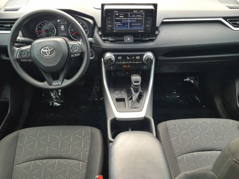 Certified 2022 Toyota RAV4 XLE FWD image 12