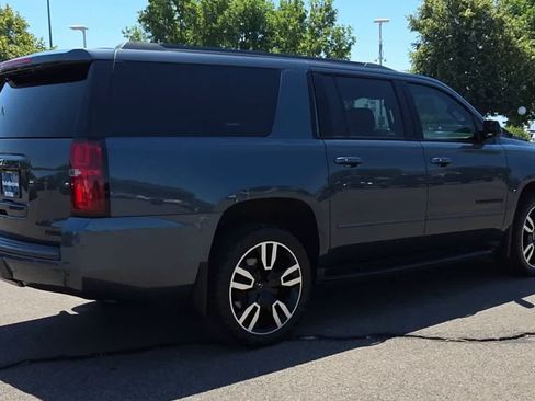 Used 2019 Chevrolet Suburban Premier AWD/4WD image 8