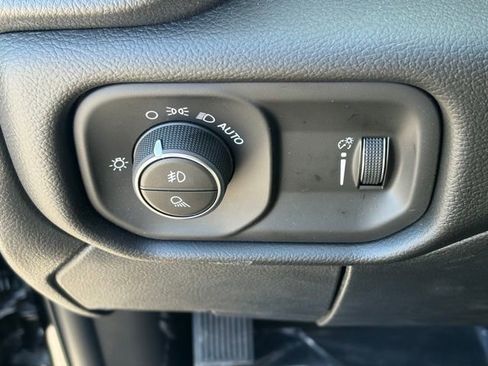 New 2026 RAM 2500 Big Horn AWD/4WD image 25
