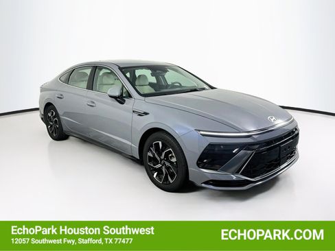 Used 2025 Hyundai Sonata SEL FWD image 1
