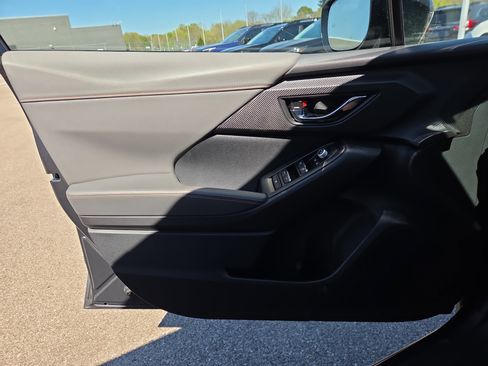 New 2026 Subaru Crosstrek 2.5i Limited AWD/4WD image 9