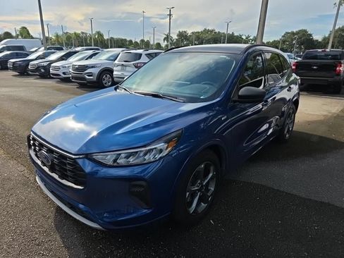 Used 2023 Ford Escape ST-Line w/ Tech Pack #1 FWD image 6