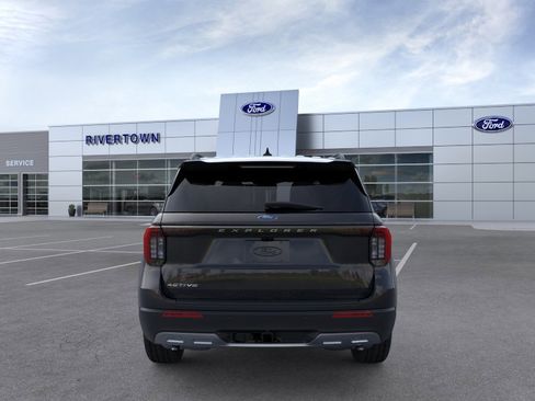 New 2026 Ford Explorer Active w/ Active Comfort Package RWD image 31