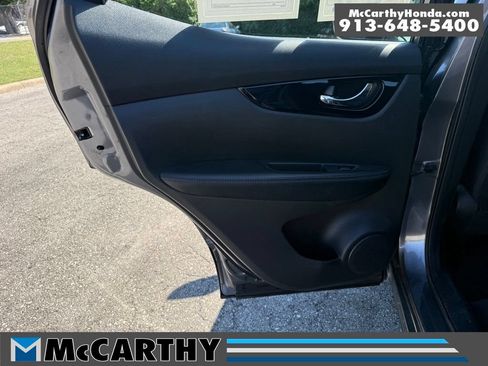 Used 2020 Nissan Rogue Sport SV FWD image 32