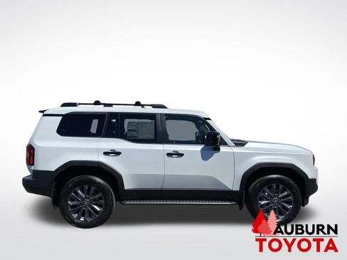 New 2027 Toyota Land Cruiser w/ Premium Package AWD/4WD image 8