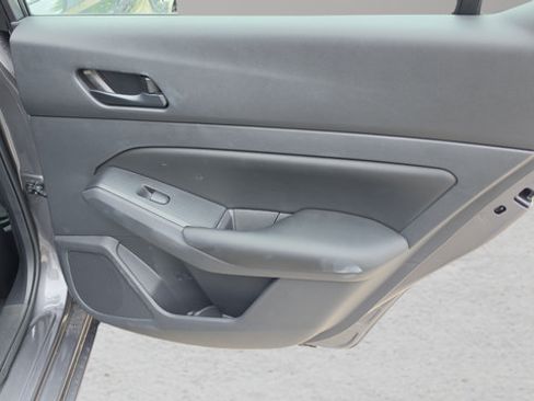 Certified 2025 Nissan Altima 2.5 S FWD image 29
