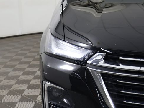 Used 2023 Chevrolet Traverse LT FWD image 15