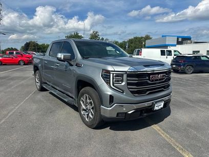 Used 2025 GMC Sierra 1500 SLT w/ SLT Premium Plus Package