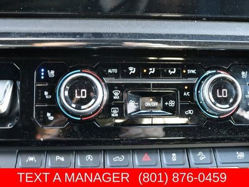 Used 2022 GMC Sierra 1500 AT4 w/ AT4 Premium Package AWD/4WD image 26
