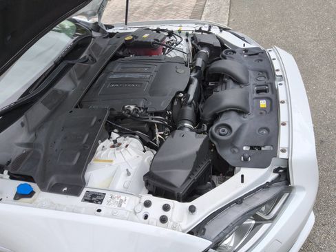 Used 2019 Jaguar XJ L Portfolio RWD image 48