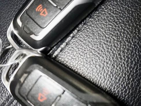 Used 2017 Ford Mustang GT Premium image 29