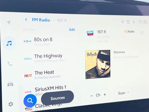 Certified 2024 Toyota Corolla Cross AWD Hybrid image 20