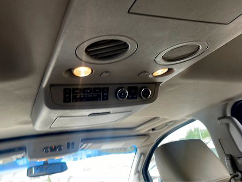 Used 2011 Nissan Armada Platinum image 15