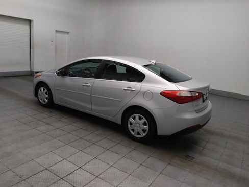 Used 2016 Kia Forte LX FWD image 3