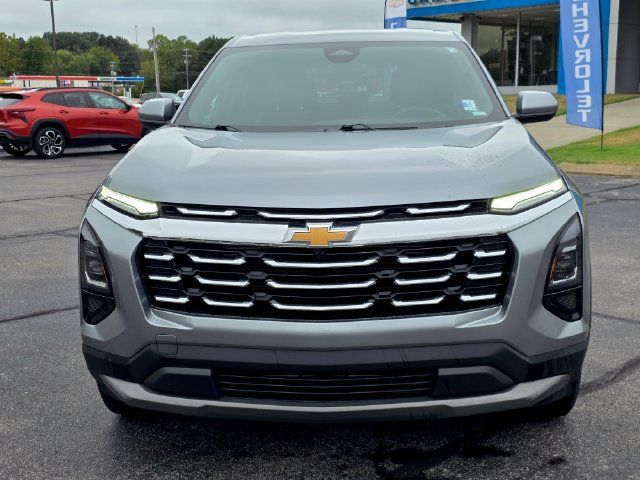 Used 2026 Chevrolet Equinox LT w/ Convenience Package II FWD image 4