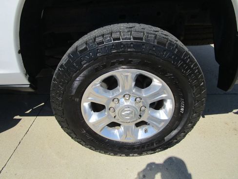 Used 2023 RAM 2500 Big Horn w/ Level 1 Equipment Group AWD/4WD image 20