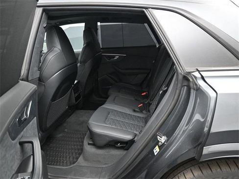 New 2026 Audi RS Q8 performance image 11