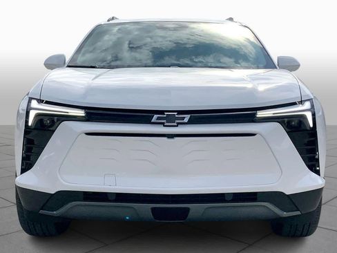 New 2026 Chevrolet Blazer EV LT image 3